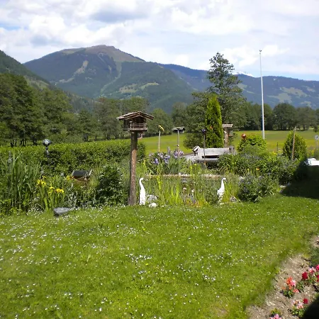 Gartenwohnung Martinsklause Lägenhet Maishofen